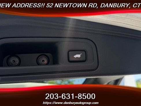 Used 2019 Honda Pilot Touring image 30