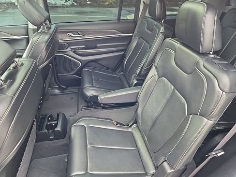 Used 2021 Jeep Grand Cherokee L Limited image 43