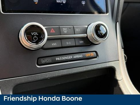 Used 2022 Ford Edge SE AWD/4WD image 27