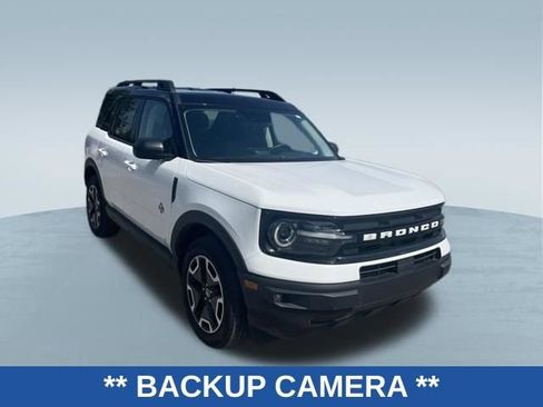 Used 2024 Ford Bronco Sport Outer Banks w/ Tech Package AWD/4WD image 3
