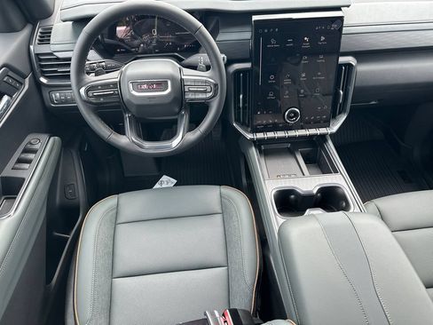 New 2026 GMC Acadia AT4 w/ Luxury Package AWD/4WD image 24