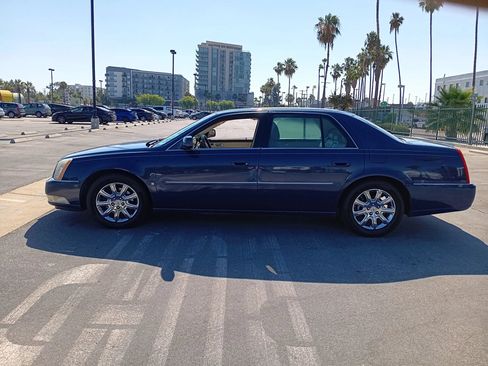 Used 2008 Cadillac DTS FWD image 5
