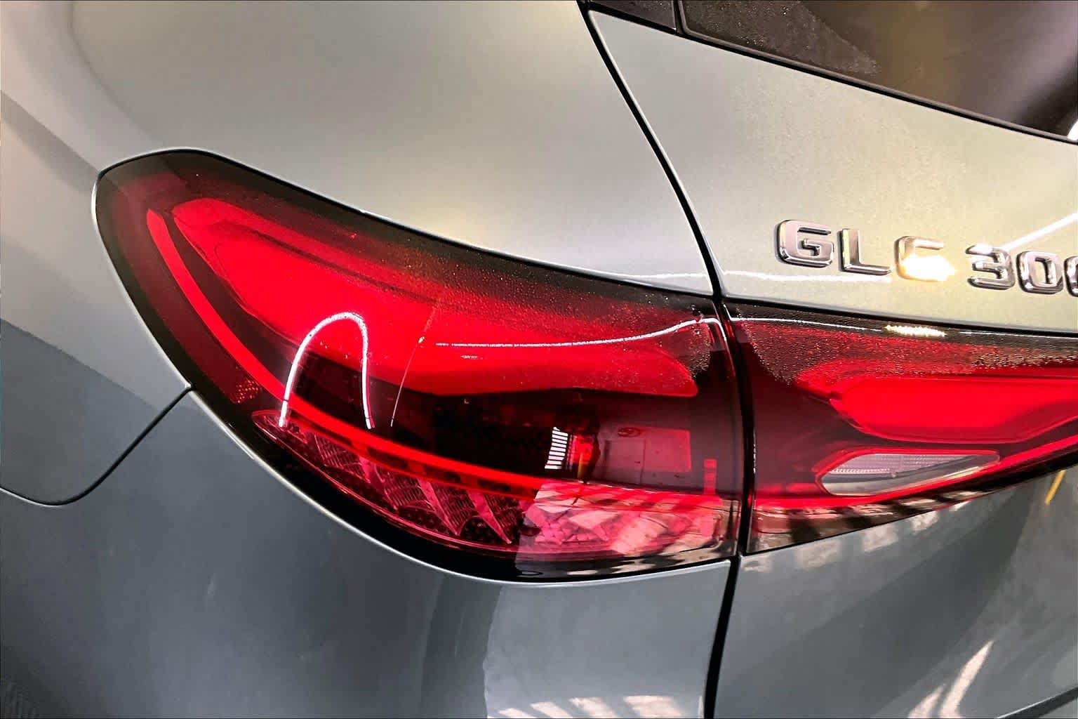 Used 2026 Mercedes-Benz GLC 300 4MATIC image 28