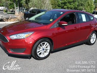 Used 2017 Ford Focus SE image 1