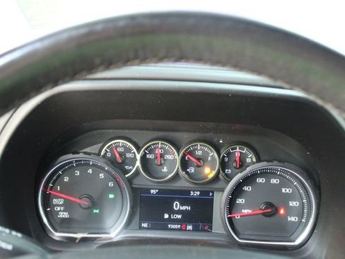 Used 2021 Chevrolet Tahoe LT w/ LT Signature Package AWD/4WD image 19