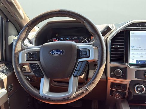 Used 2022 Ford F350 King Ranch w/ King Ranch Ultimate Package AWD/4WD image 12