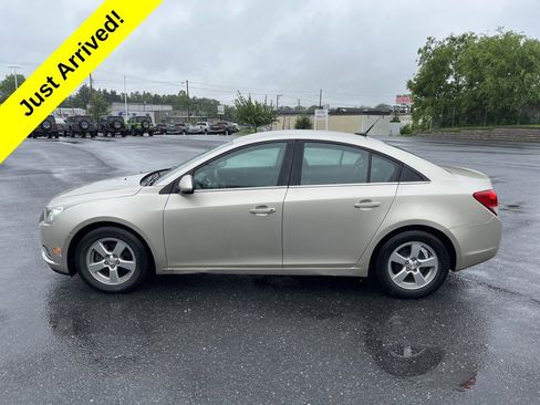 Used 2014 Chevrolet Cruze LT FWD image 6