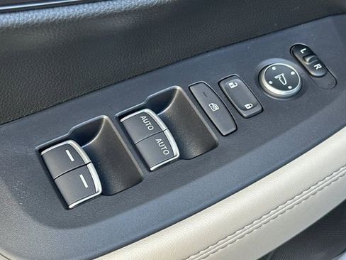 New 2027 Honda HR-V EX-L image 12