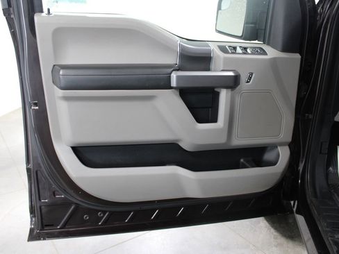 Used 2019 Ford F150 XLT w/ Equipment Group 302A Luxury image 24