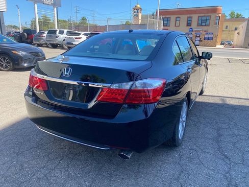 Used 2015 Honda Accord EX-L image 11