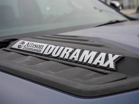 Used 2025 Chevrolet Silverado 2500 High Country w/ Technology Package image 12