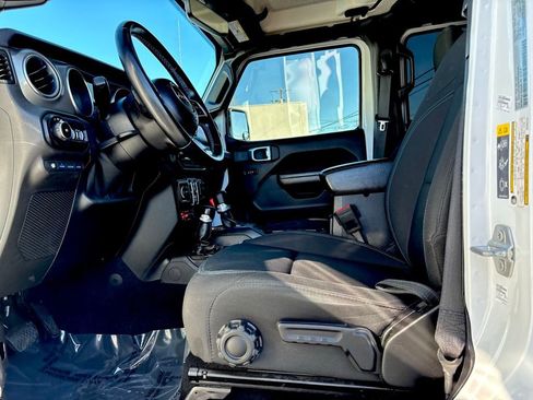 Used 2021 Jeep Wrangler Unlimited Rubicon 4xe image 13