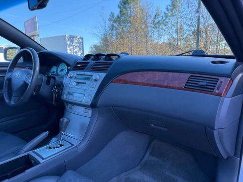 Used 2006 Toyota Solara SLE image 35