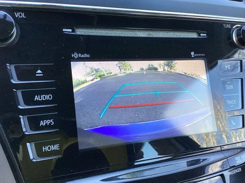 Used 2015 Toyota Prius V Five image 15