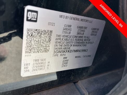 Used 2021 Chevrolet Suburban Premier w/ Premium Package image 41