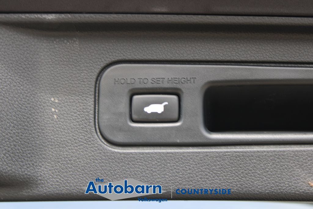 Used 2023 Honda Pilot Touring image 33
