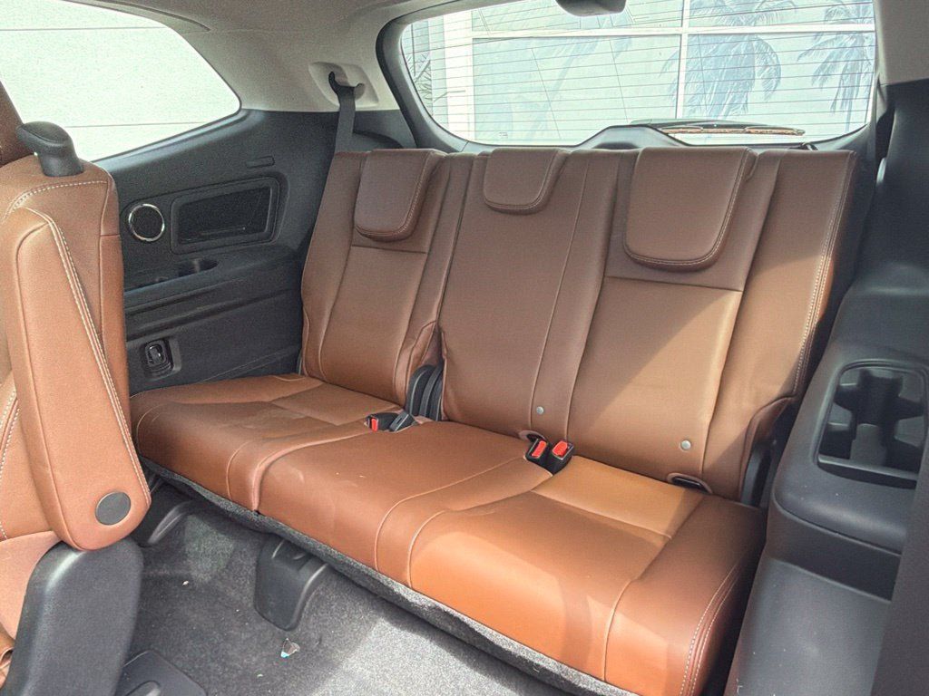 Used 2023 Subaru Ascent Touring AWD/4WD image 25