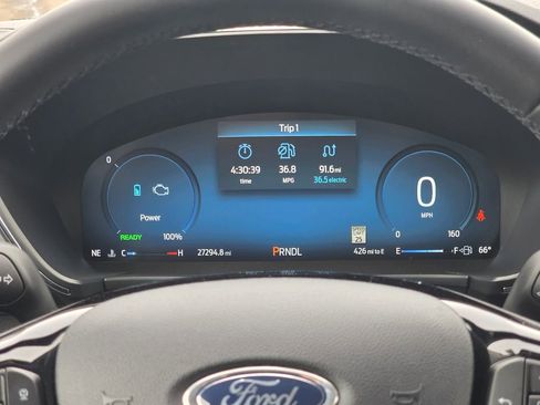 Used 2023 Ford Escape Platinum w/ Premium Technology Package image 19