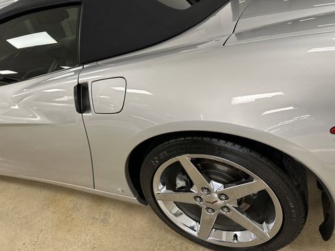 Used 2008 Chevrolet Corvette Convertible w/ Preferred Equipment Group image 37