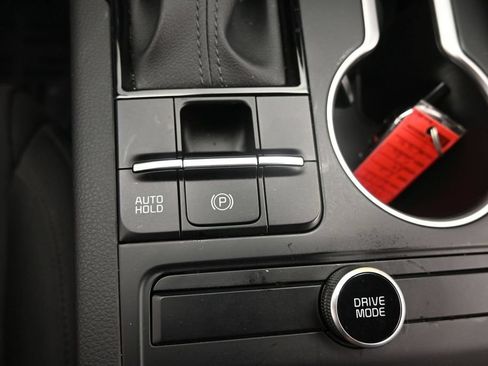Certified 2022 Kia K5 LXS AWD/4WD image 30