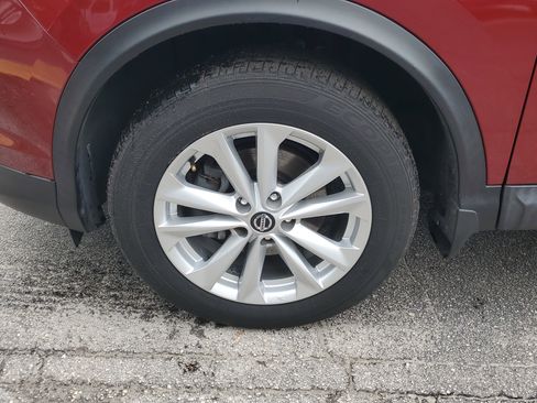 Used 2019 Nissan Rogue Sport S w/ Appearance Package image 4