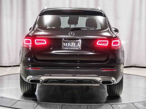 Used 2022 Mercedes-Benz GLC 300 image 3