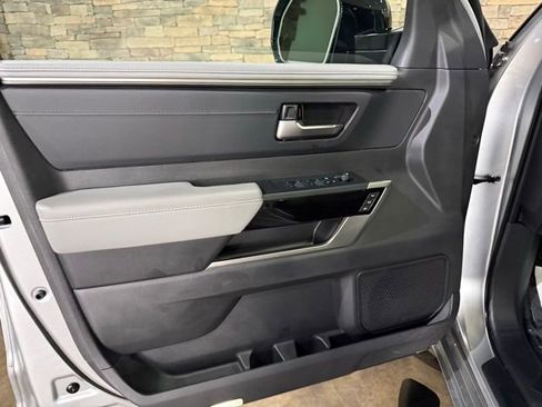 Used 2025 Toyota Tundra Limited image 9