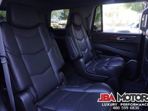 Used 2018 Cadillac Escalade Premium Luxury AWD/4WD image 99