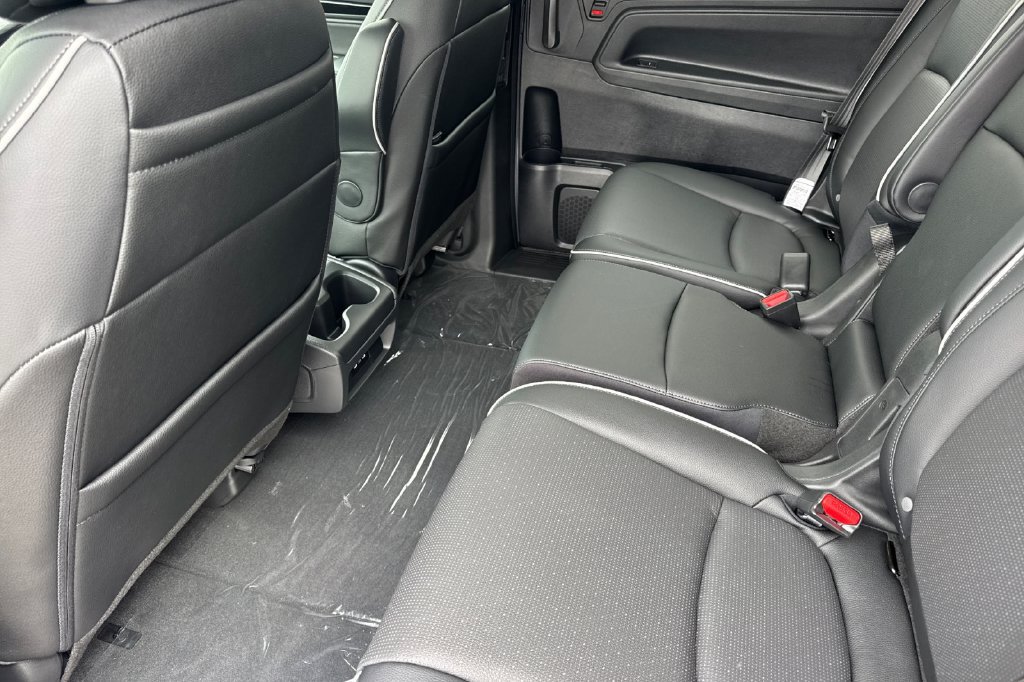 New 2027 Honda Odyssey Elite image 12
