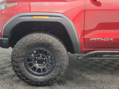 Used 2024 GMC Canyon AT4X w/ AT4X AEV Edition image 9