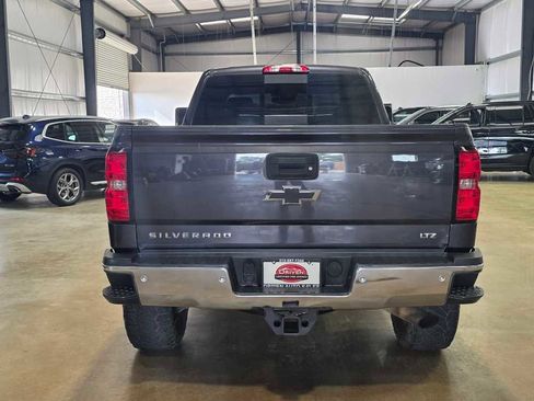 Used 2016 Chevrolet Silverado 2500 LTZ w/ LTZ Plus Package image 5