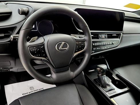 Used 2023 Lexus ES 250 w/ Premium Package image 24