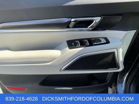 Used 2023 Kia Telluride S image 16