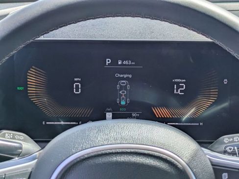 Certified 2025 Kia Sorento EX w/ EX Panoramic Sunroof Package AWD/4WD image 20