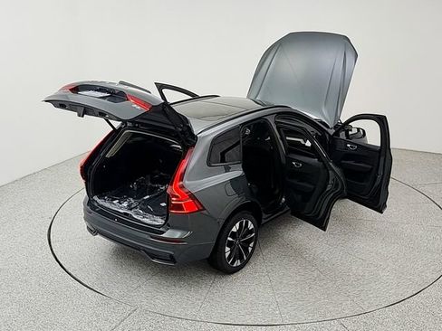 New 2026 Volvo XC60 B5 Ultra w/ Climate Package image 27
