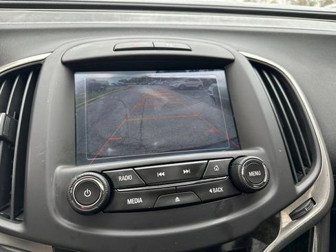 Used 2014 Buick LaCrosse Leather FWD image 20