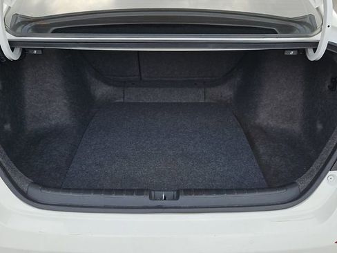 Used 2019 Honda Accord Sport image 27