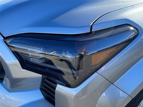 New 2026 Toyota Tacoma SR5 image 9