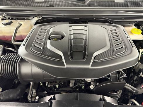 Used 2024 Jeep Wagoneer Series II image 38