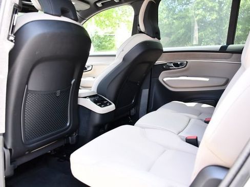 Certified 2026 Volvo XC90 B6 Plus AWD/4WD image 20