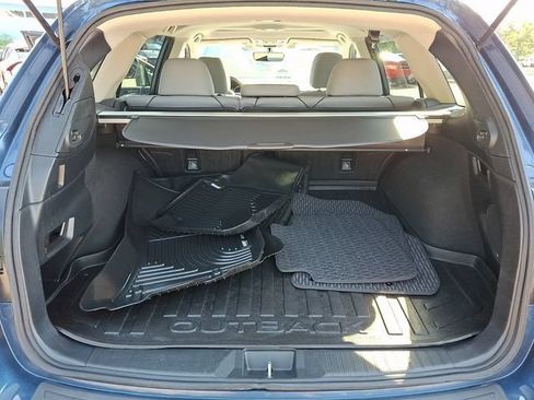 Used 2019 Subaru Outback 3.6R Limited w/ Popular Package #2 AWD/4WD image 36