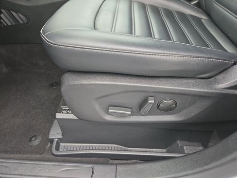 Certified 2024 Ford Edge SEL image 12