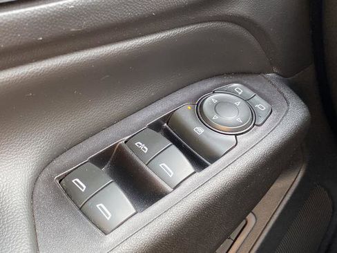 Used 2019 Chevrolet Equinox Premier AWD/4WD image 20