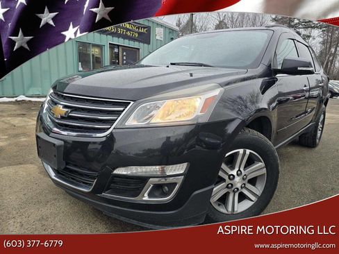 Used 2015 Chevrolet Traverse LT image 1