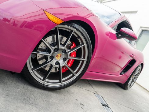 Used 2025 Porsche 718 Cayman GTS RWD image 4