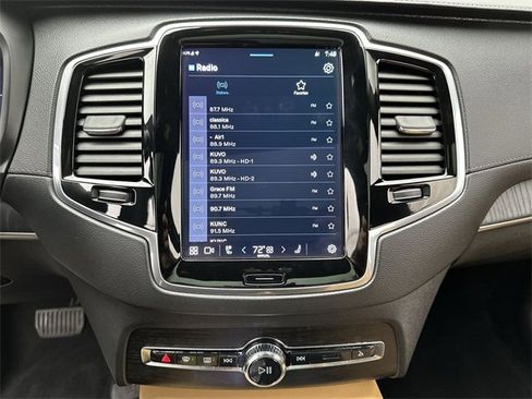Used 2023 Volvo XC90 T8 Ultimate image 16