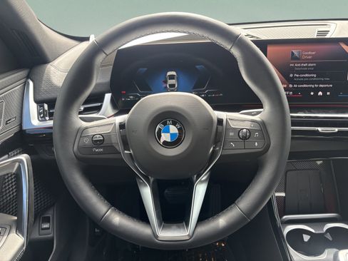 Used 2026 BMW X2 xDrive28i w/ Technology Package AWD/4WD image 9
