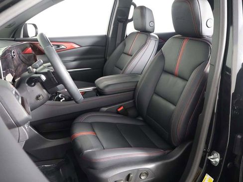 Used 2024 Chevrolet Traverse RS w/ LPO, Floor Liner Package AWD/4WD image 34