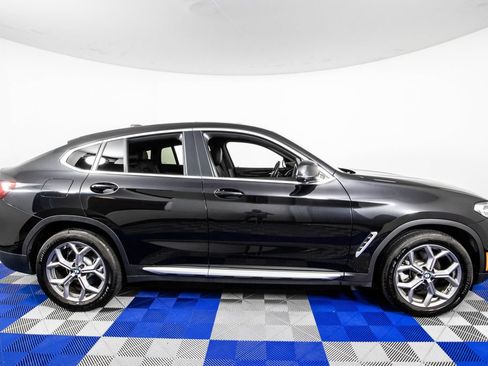 Used 2024 BMW X4 xDrive30i w/ Parking Assistance Package AWD/4WD image 5