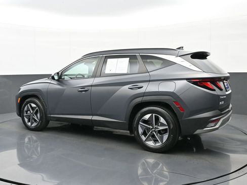Certified 2025 Hyundai Tucson SEL FWD image 6